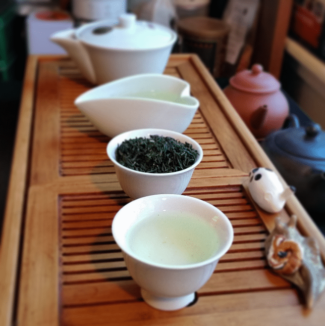 Kamairicha green tea