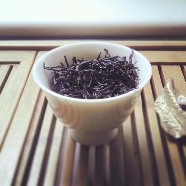 can sugar black tea