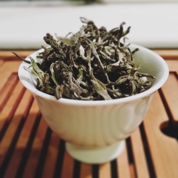 oolong leaves